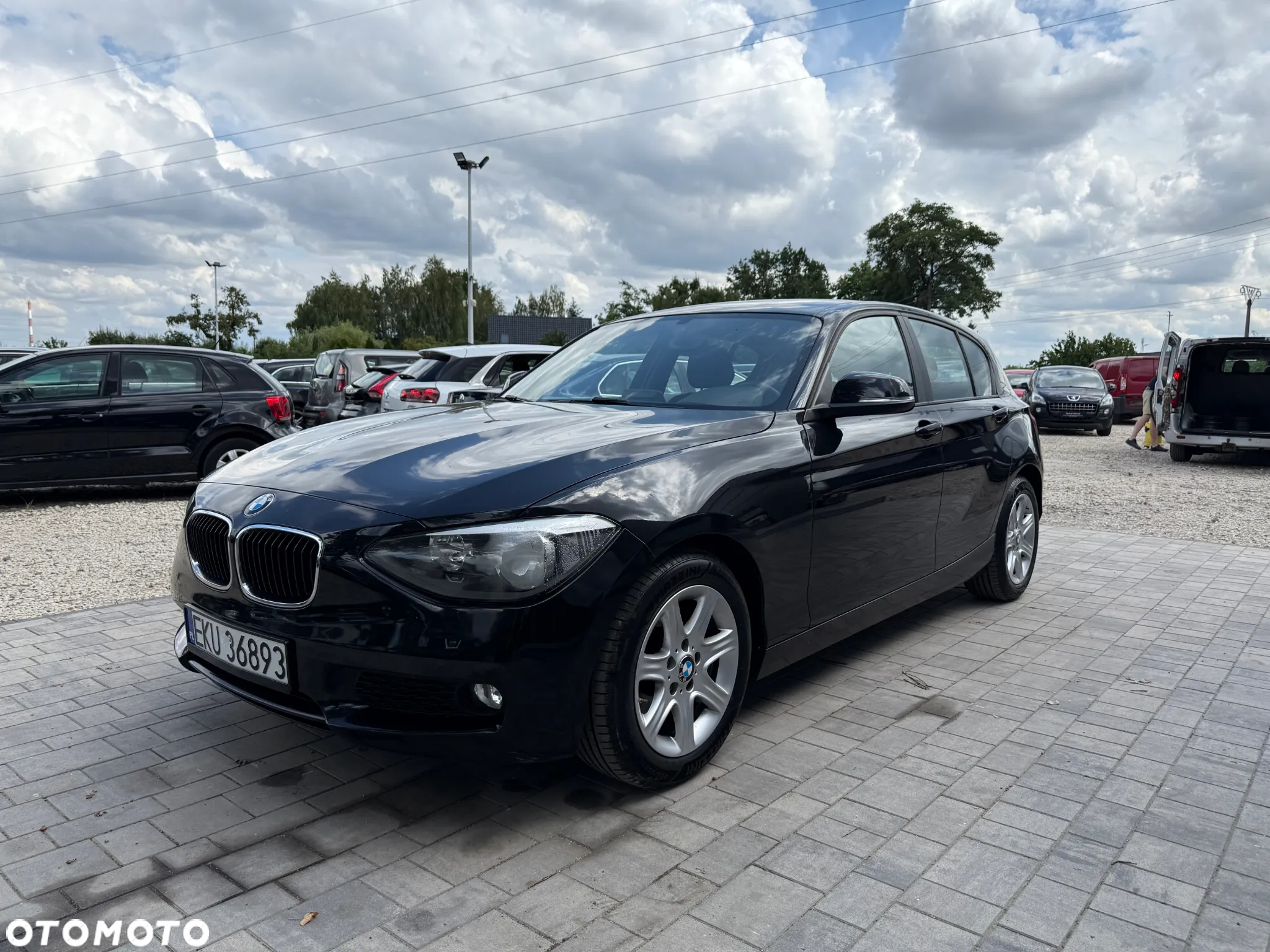 BMW Seria 1 114i - 14