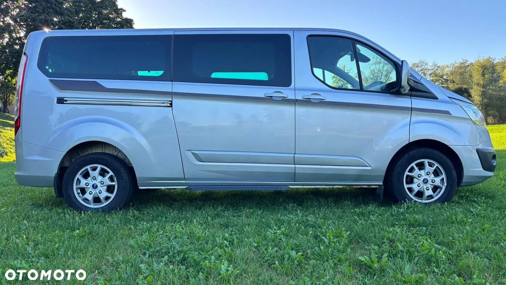 Ford Tourneo Custom - 5