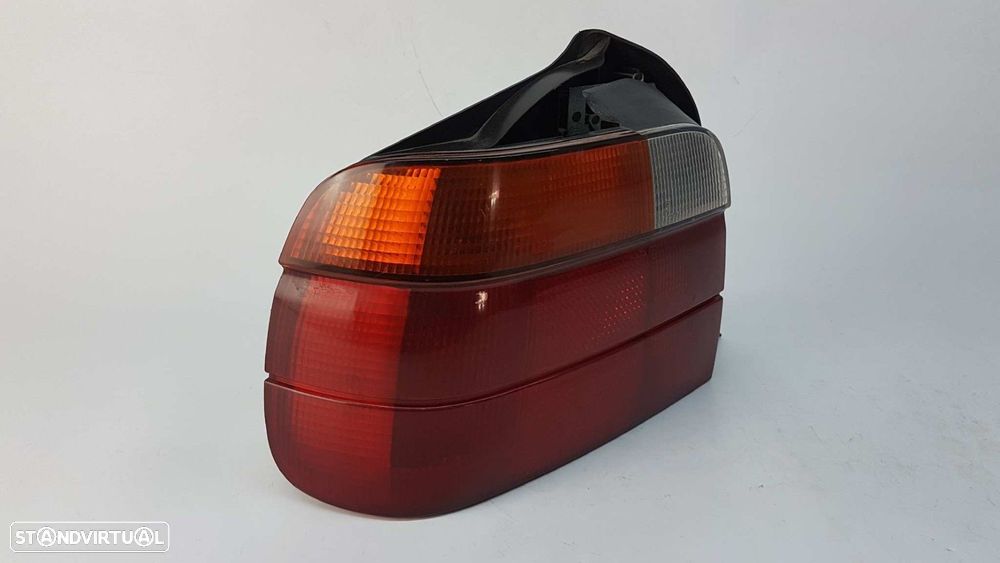 FAROLIM TRASEIRO ESQUERDO BMW SERIE 3 BERLINA (E36) 316I - 4