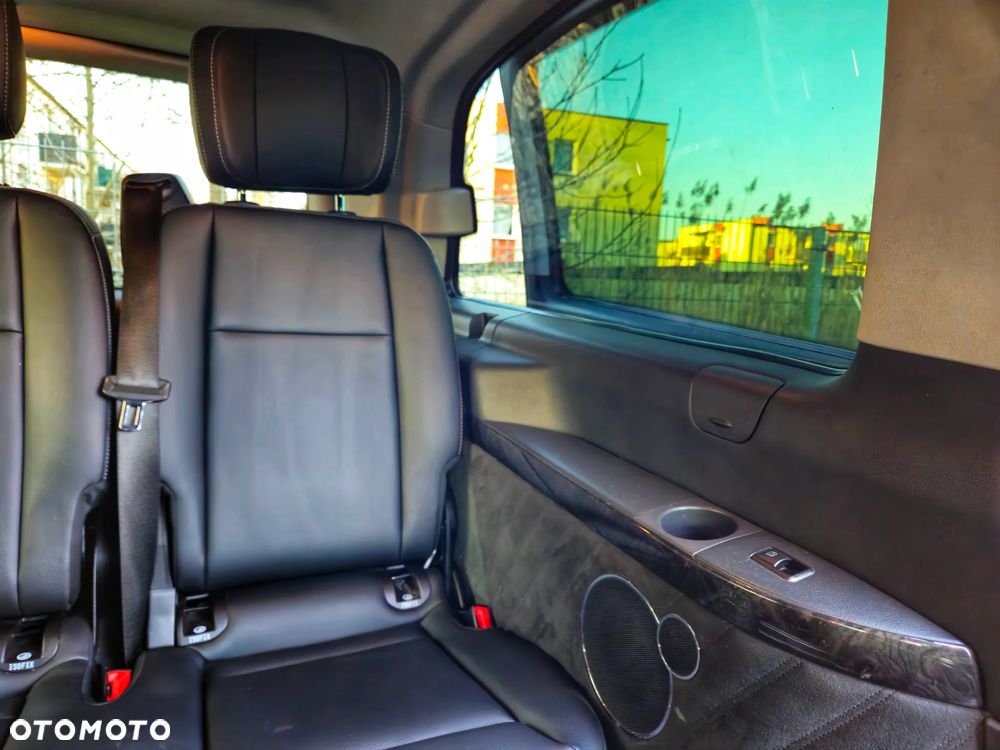 Mercedes-Benz Viano - 27