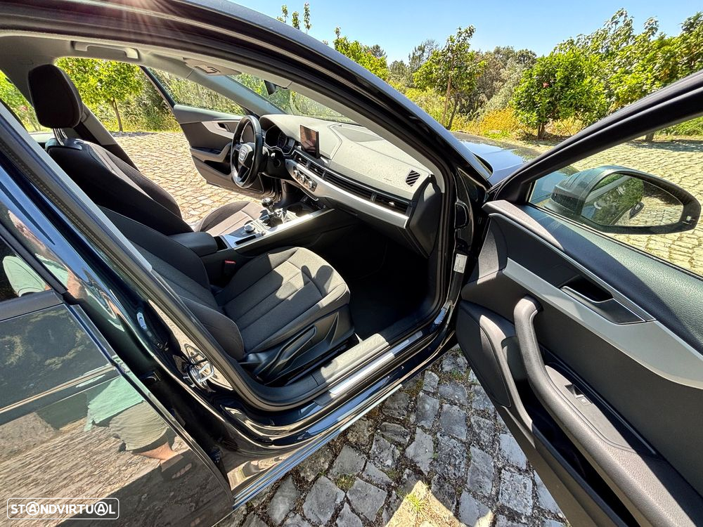 Audi A4 Avant 2.0 TDI Business Line - 22