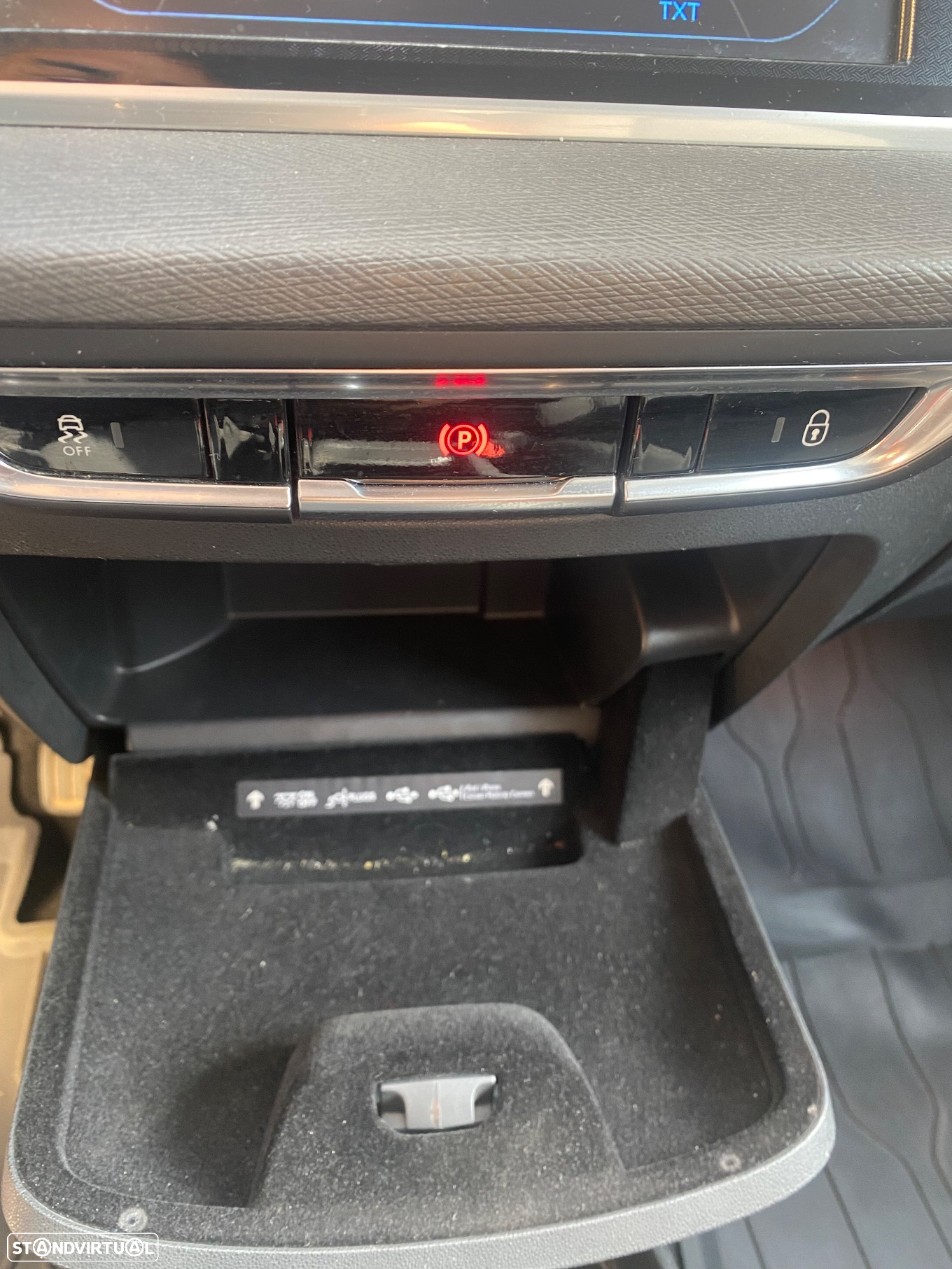 Citroën C4 Picasso 1.6 e-HDi Intensive ETG6 J17 - 17