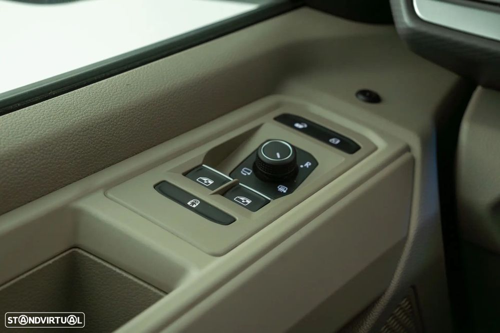 VW Multivan 1.4 TSI e-Hybrid Life DSG - 18