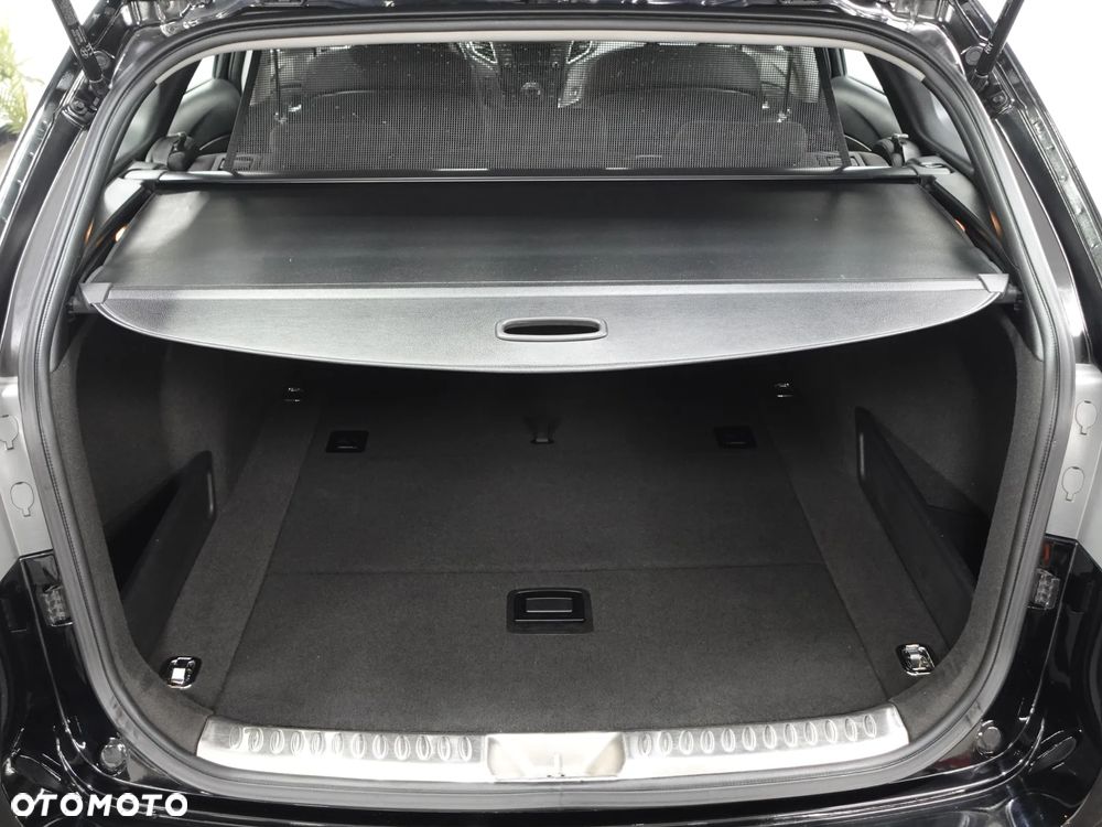 Hyundai i40 1.7 CRDi Comfort - 23