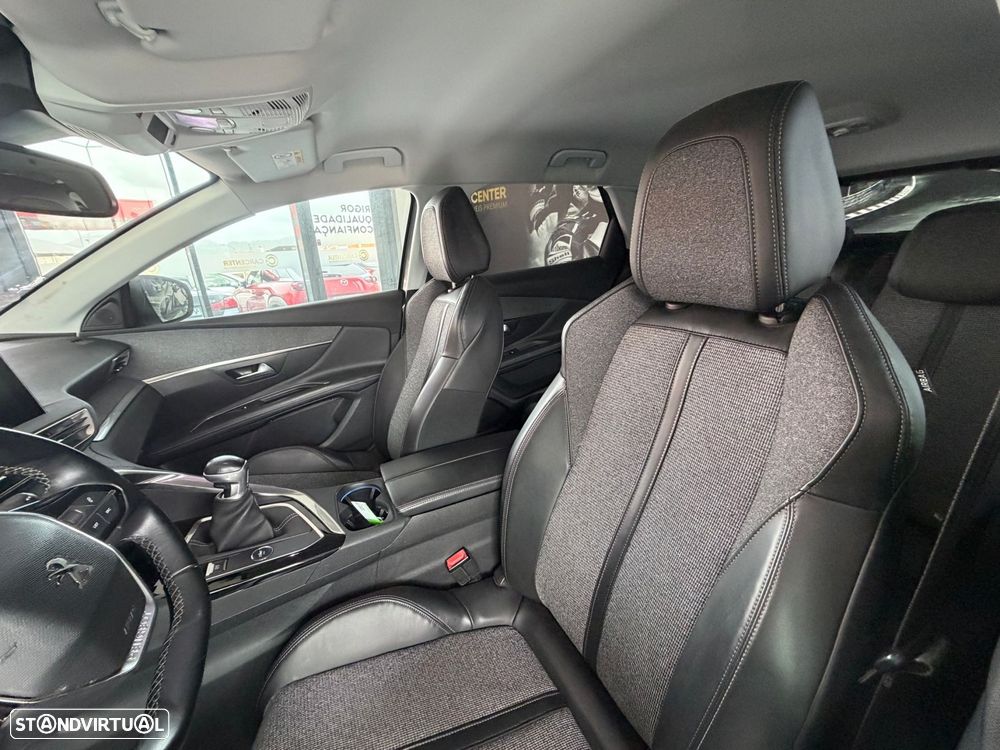 Peugeot 3008 1.2 PureTech Allure - 7