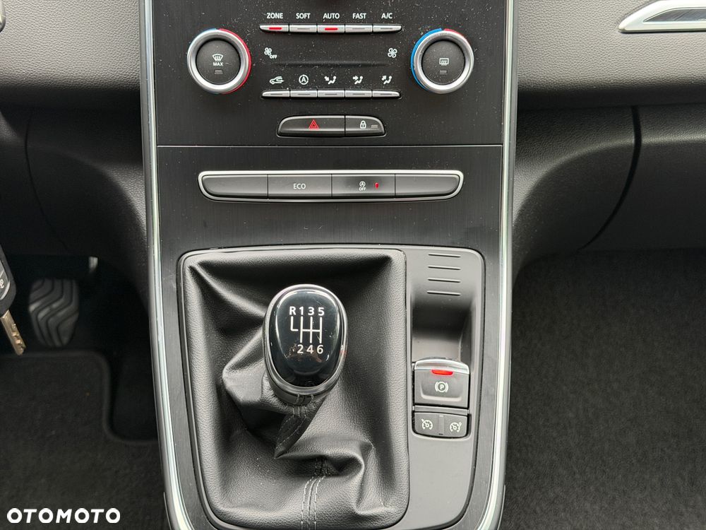 Renault Scenic TCe 115 GPF BUSINESS EDITION - 20