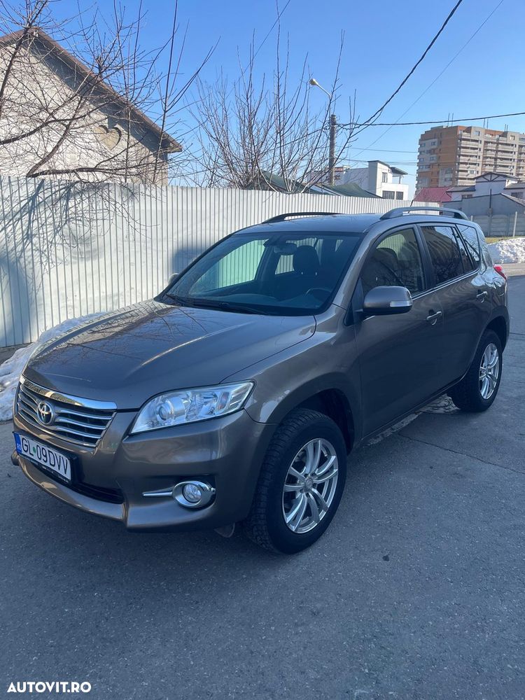 Toyota RAV4 2.2 D-4D 4x4 Travel - 2