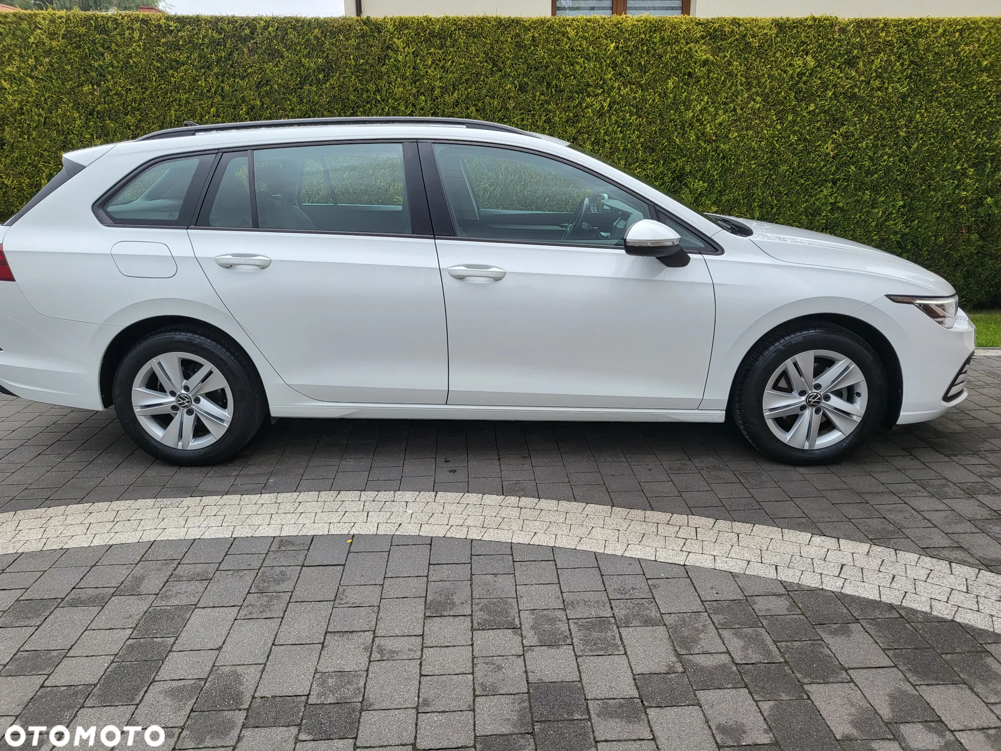 Volkswagen Golf VIII 1.0 TSI Life - 4