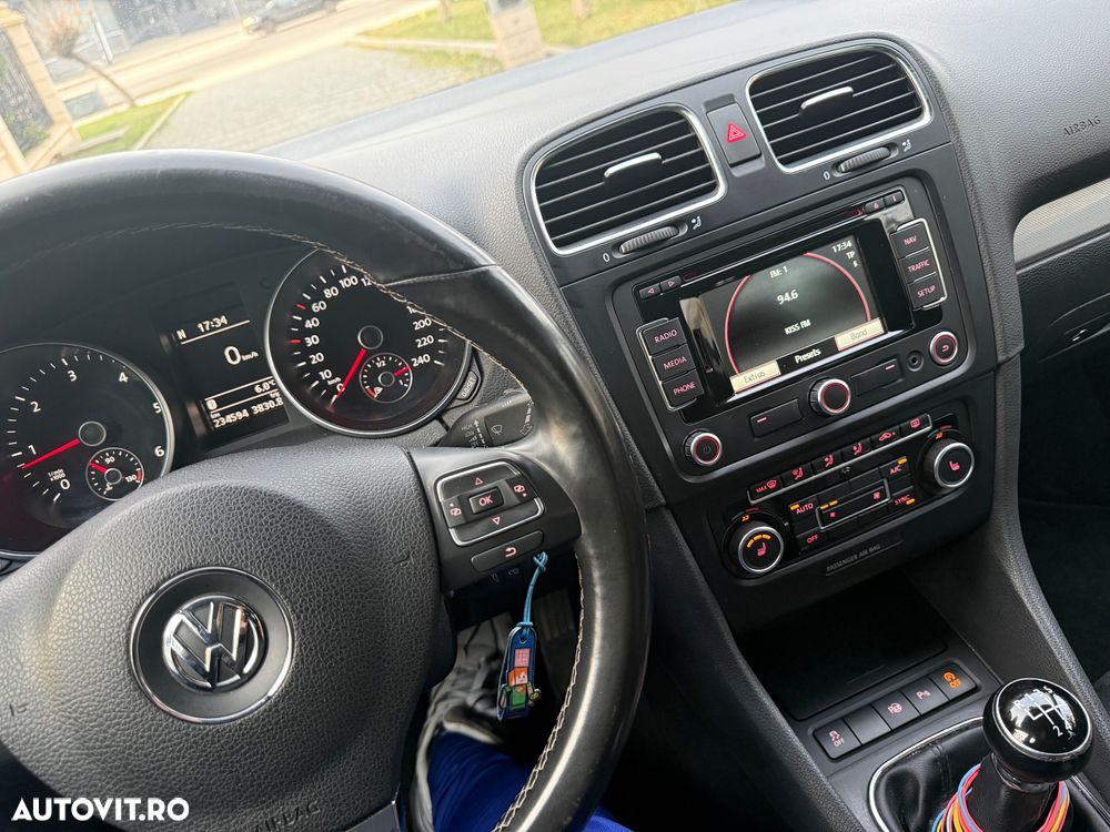 Volkswagen Golf 1.6 TDI DPF BlueMotion Technology MATCH - 26