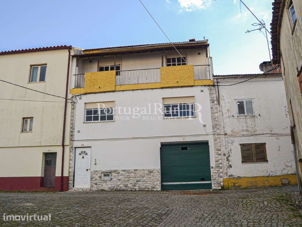 Moradia T5 com quintal, pronta a habitar, em Proença-a-Nova - Grande imagem: 3/45