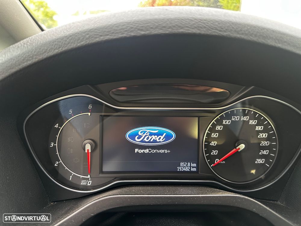 Ford S-Max 2.0 TDCi DPF Titanium - 12