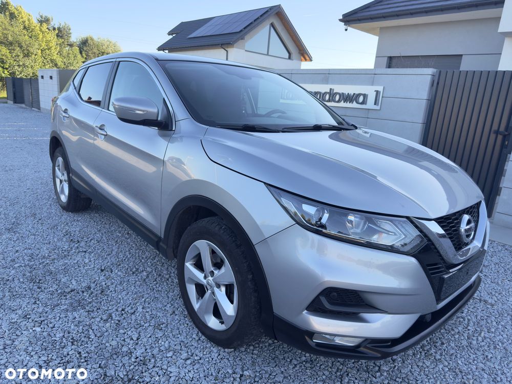 Nissan Qashqai 1.5 dCi N-Connecta - 6