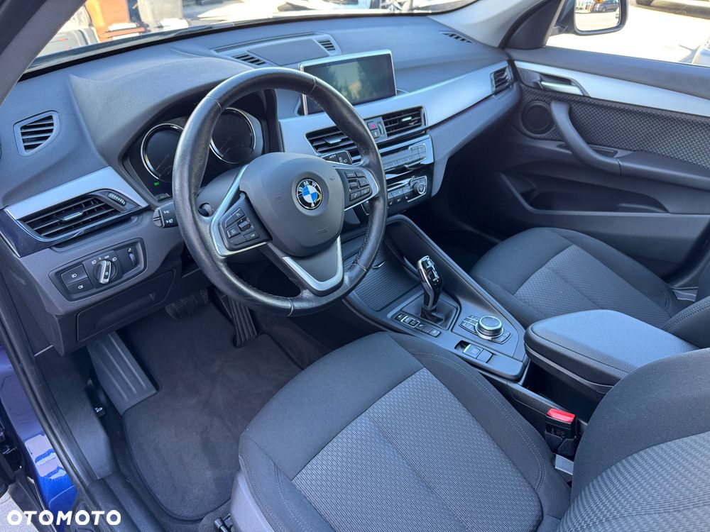 BMW X1 xDrive20i Advantage sport - 18