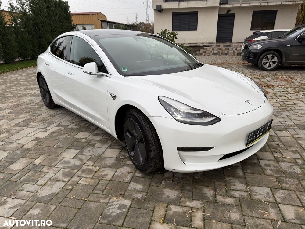 Tesla Model 3 Langstreckenbatterie Allradantrieb Dual Motor - 11