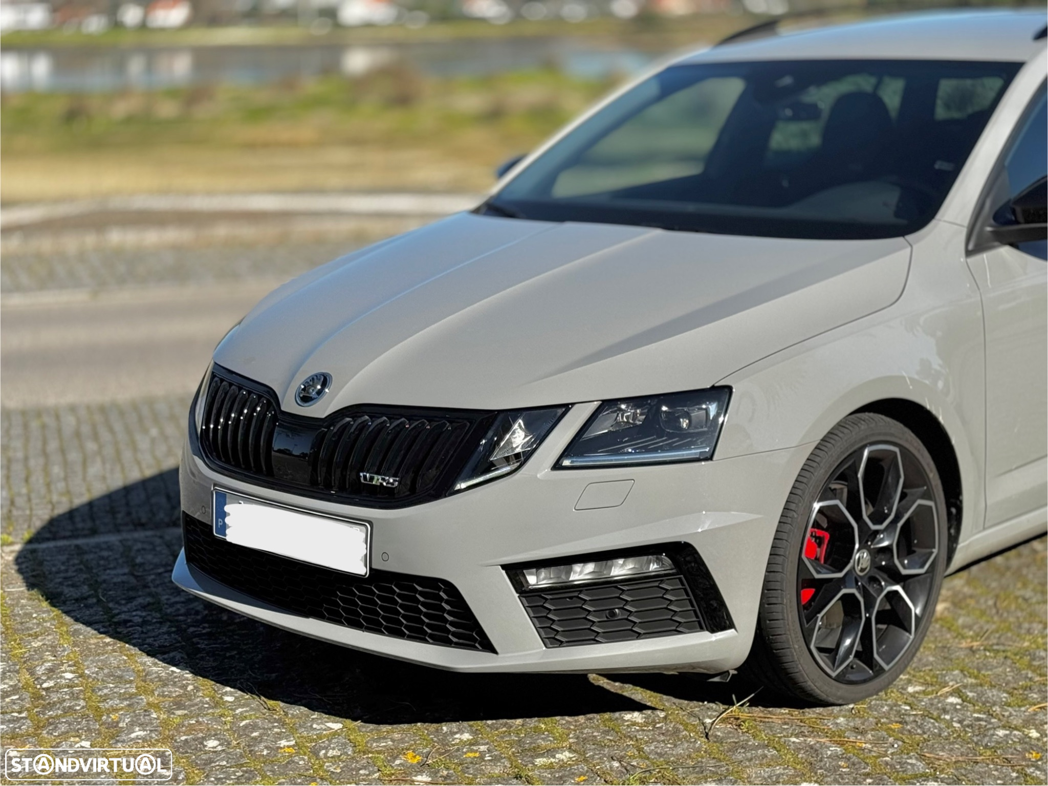 Skoda Octavia Break 2.0 TDI DSG 4x4 RS First Edition - 3