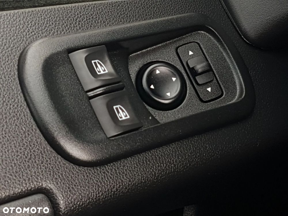 Renault MASTER KONTENER 8EP 4,22x2,23x2,22 KLIMA KRAJOWY MANUAL  6-BIEGÓW - 9