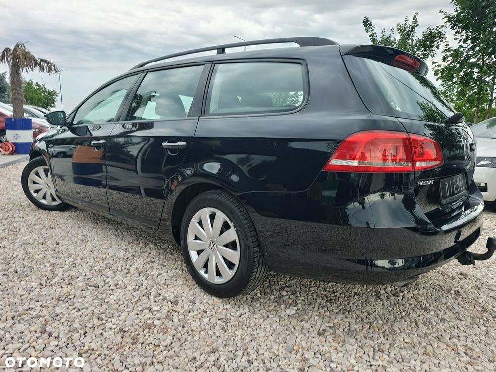 Volkswagen Passat - 17