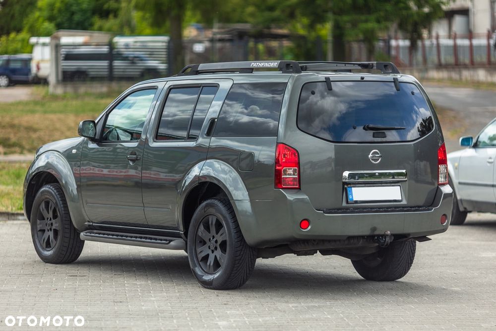 Nissan Pathfinder 2.5 D Platinum - 14