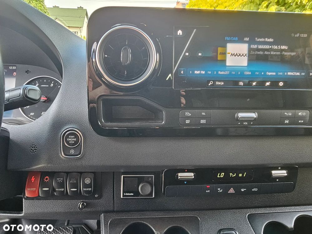 Mercedes-Benz Sprinter - 27