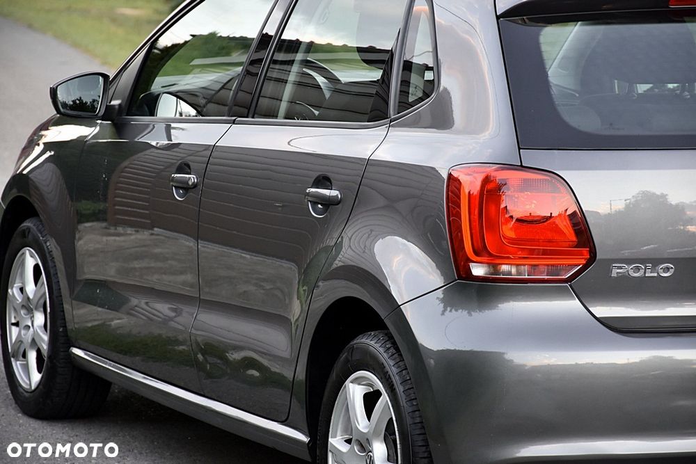 Volkswagen Polo 1.4 16V Comfortline - 12