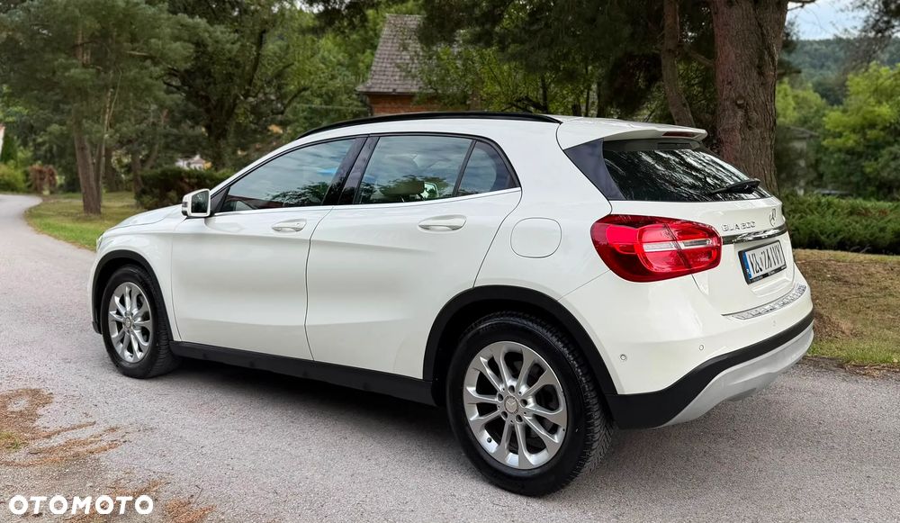 Mercedes-Benz GLA 200 7G-DCT Style - 11