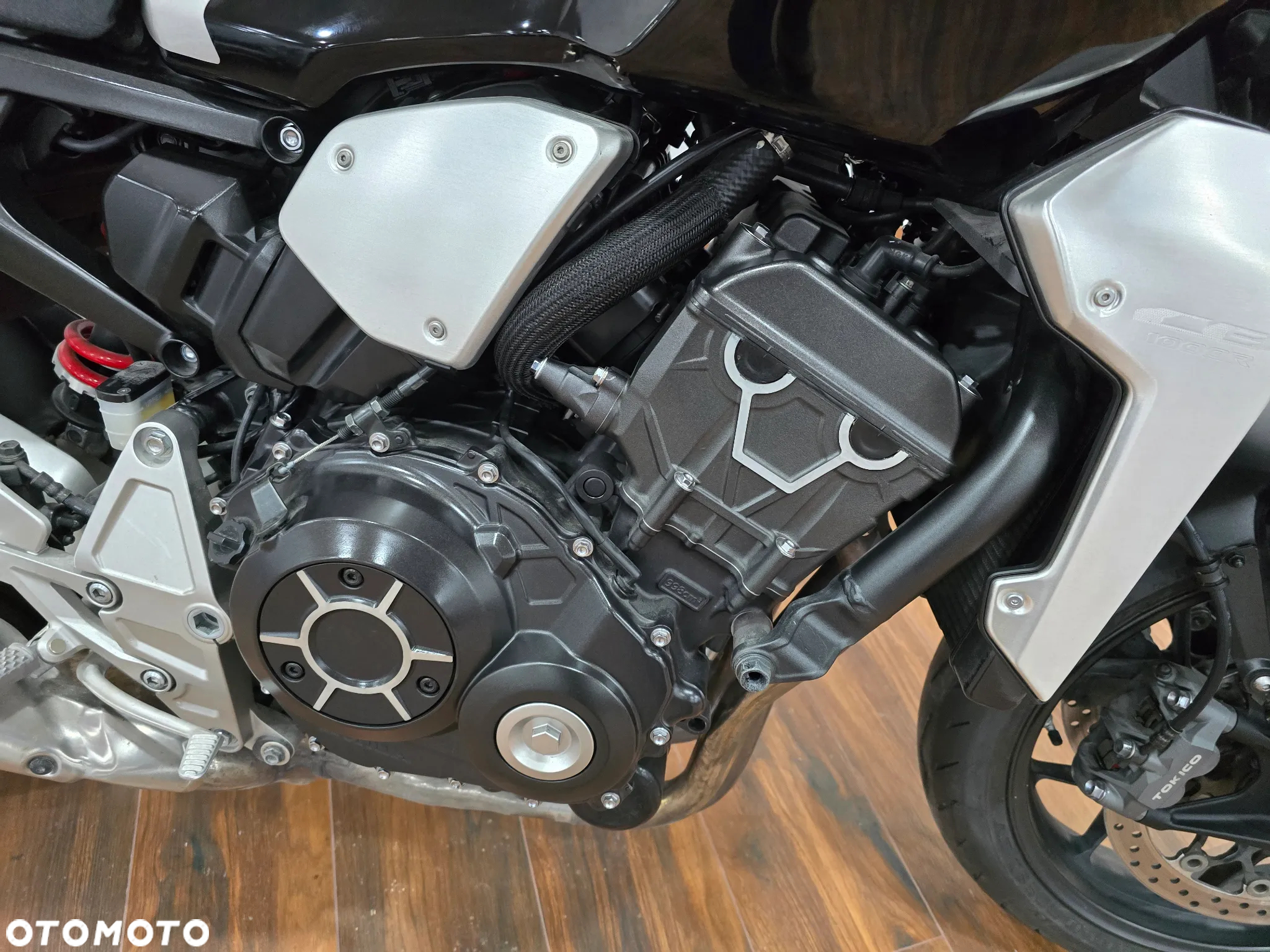 Honda CB - 11