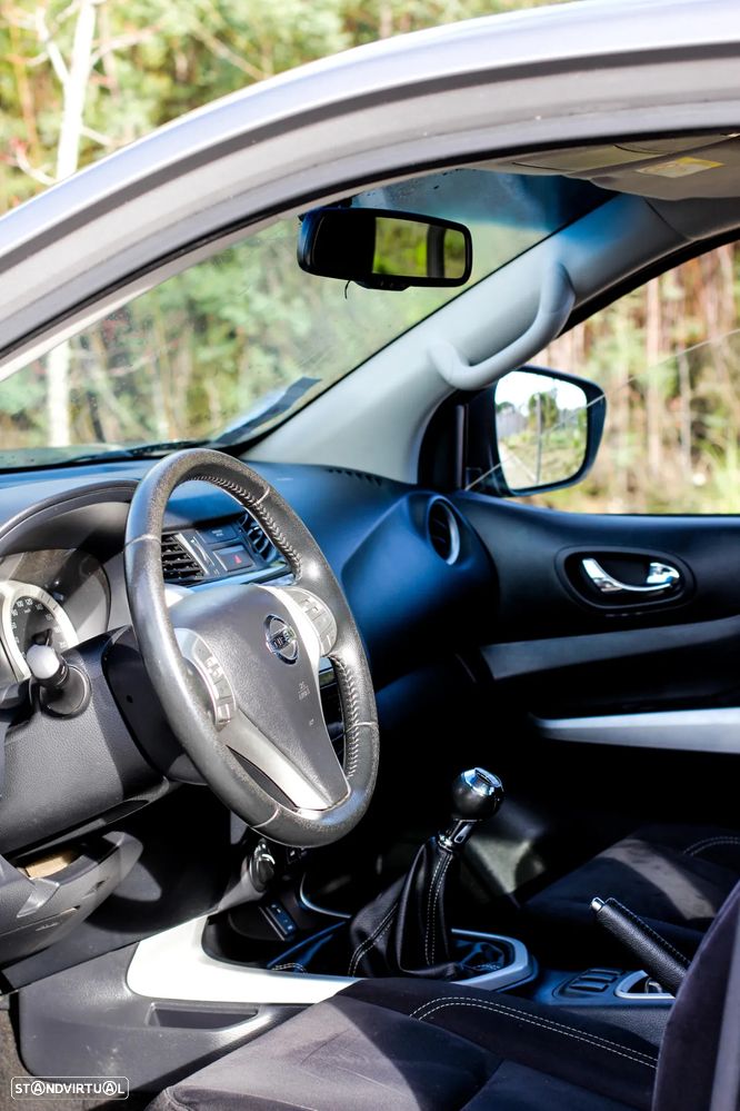 Nissan Navara 2.3 dCi CD 4WD N-Connecta Nav - 22