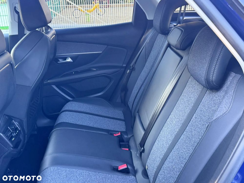 Peugeot 3008 BlueHDi 130 Stop & Start EAT8 Allure - 21