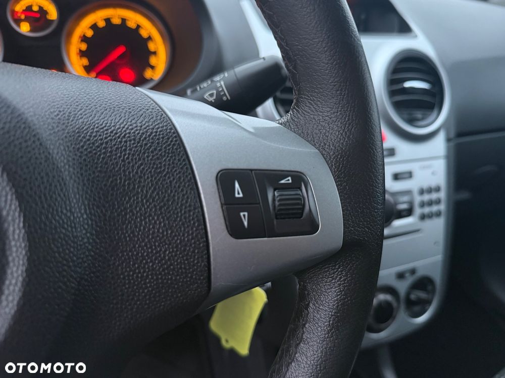 Opel Corsa 1.4 16V Enjoy - 17