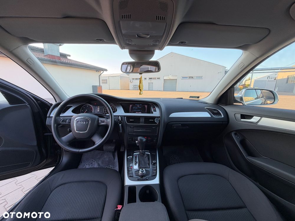 Audi A4 Avant 2.0 TDI DPF multitronic Attraction - 12