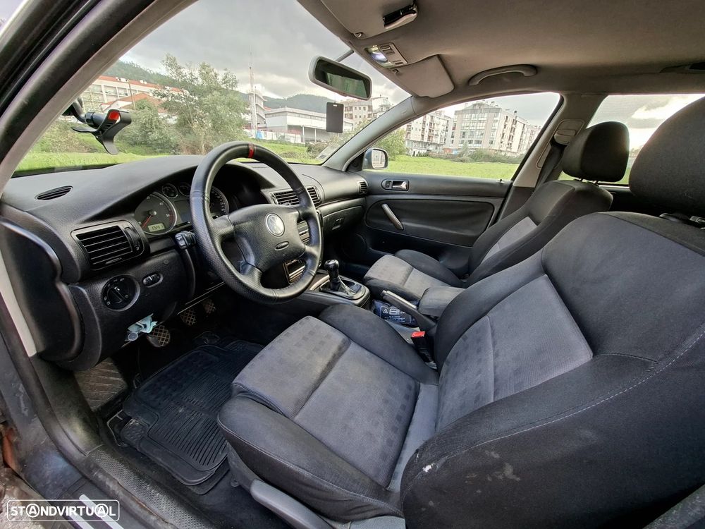 VW Passat Variant 1.9 TDi Comfortline - 7