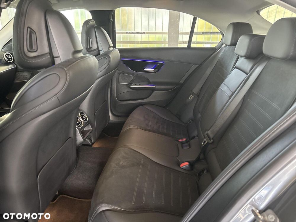 Mercedes-Benz Klasa C - 23