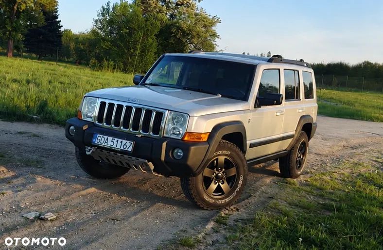Jeep Commander - 1