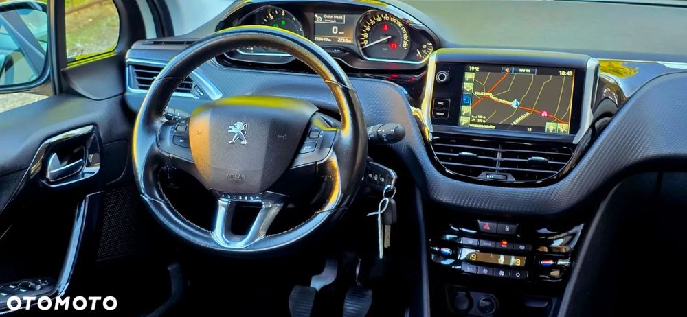 Peugeot 208 Blue-HDi 100 Stop&Start Allure - 27