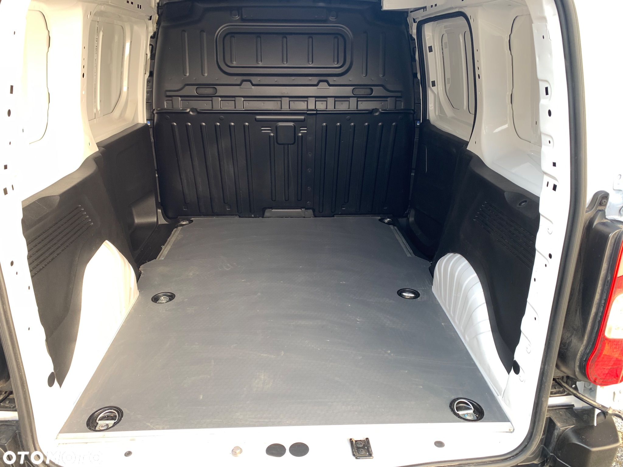 Toyota PROACE CITY - 18
