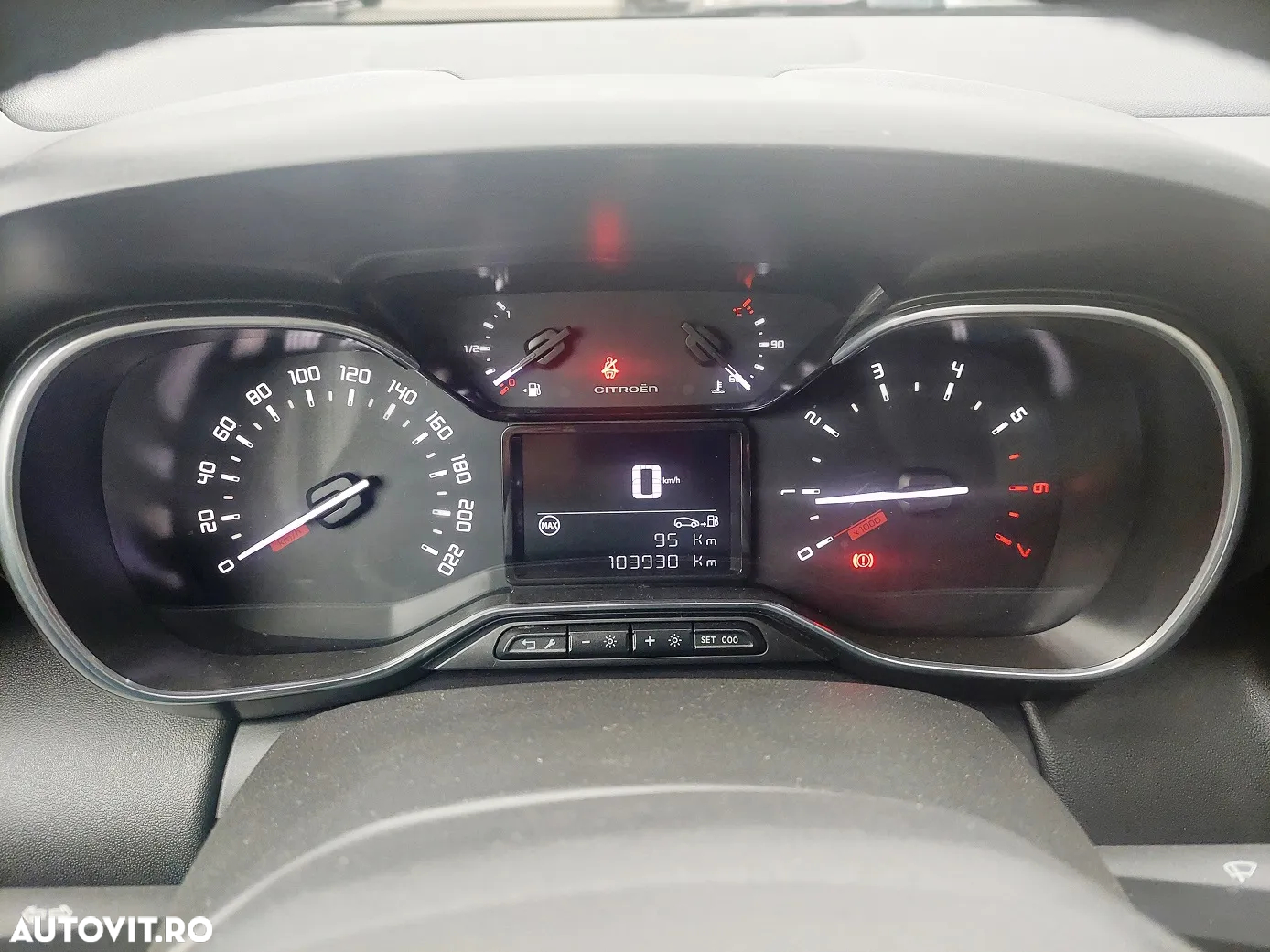 Citroën C3 AIRCROSS BlueHDI 100 Stop & Start C-SERIES - 7