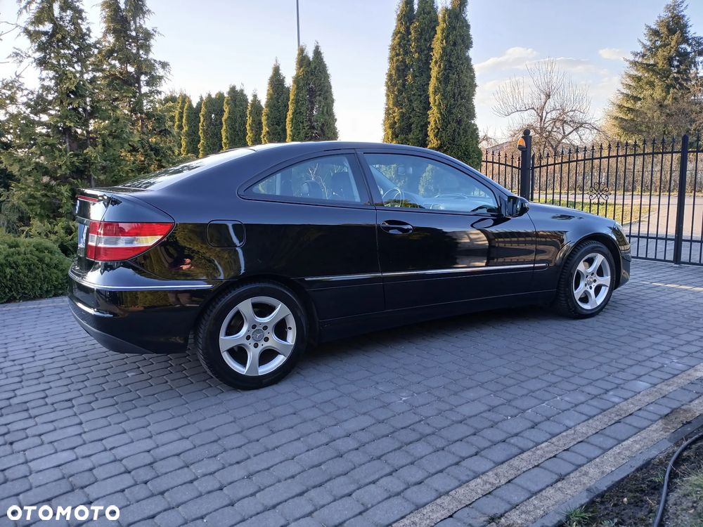 Mercedes-Benz CLC - 7