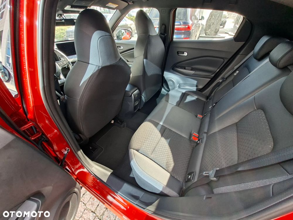 Nissan Juke 1.0 DIG-T N-Connecta DCT - 11