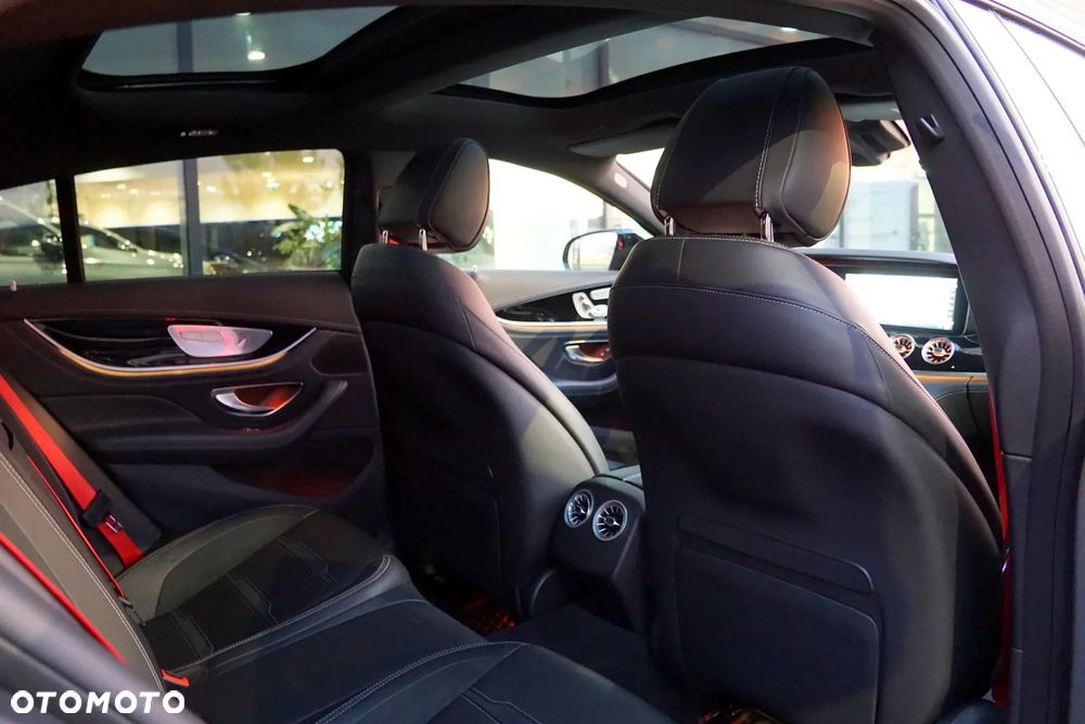 Mercedes-Benz AMG GT 43 4-Matic+ - 23