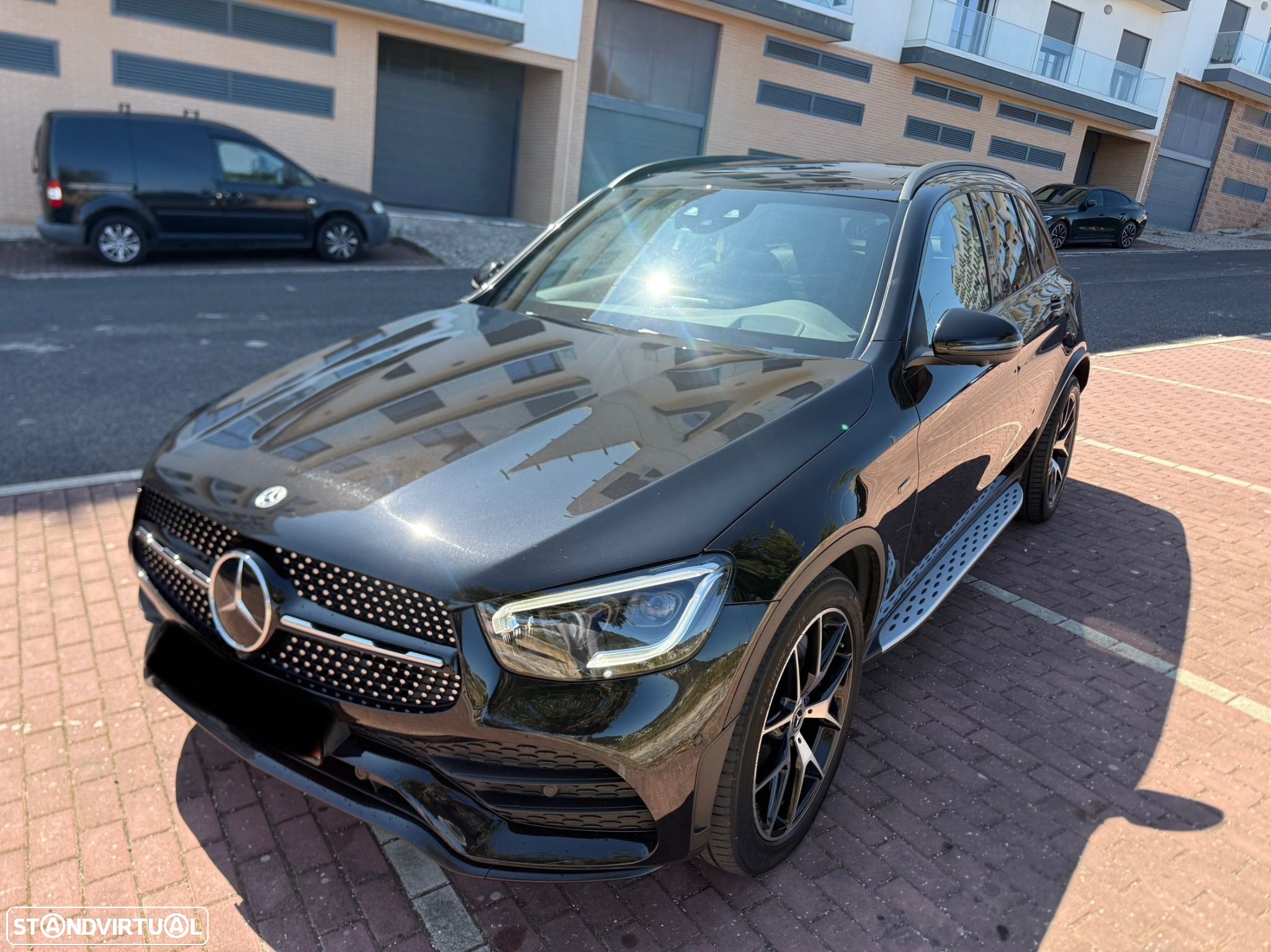 Mercedes-Benz GLC 300 de 4Matic 9G-TRONIC AMG Line Plus - 1