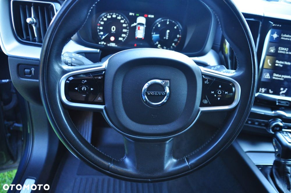 Volvo XC 60 D5 SCR AWD Inscription - 8