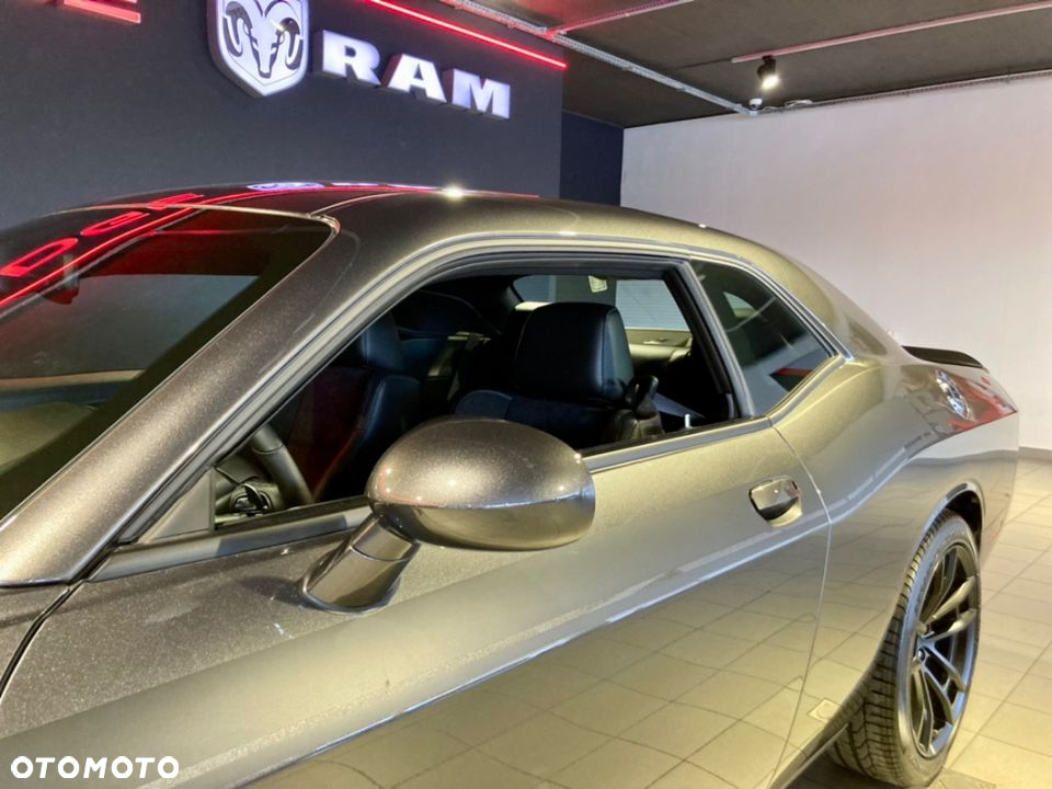 Dodge Challenger 5.7 R/T - 13
