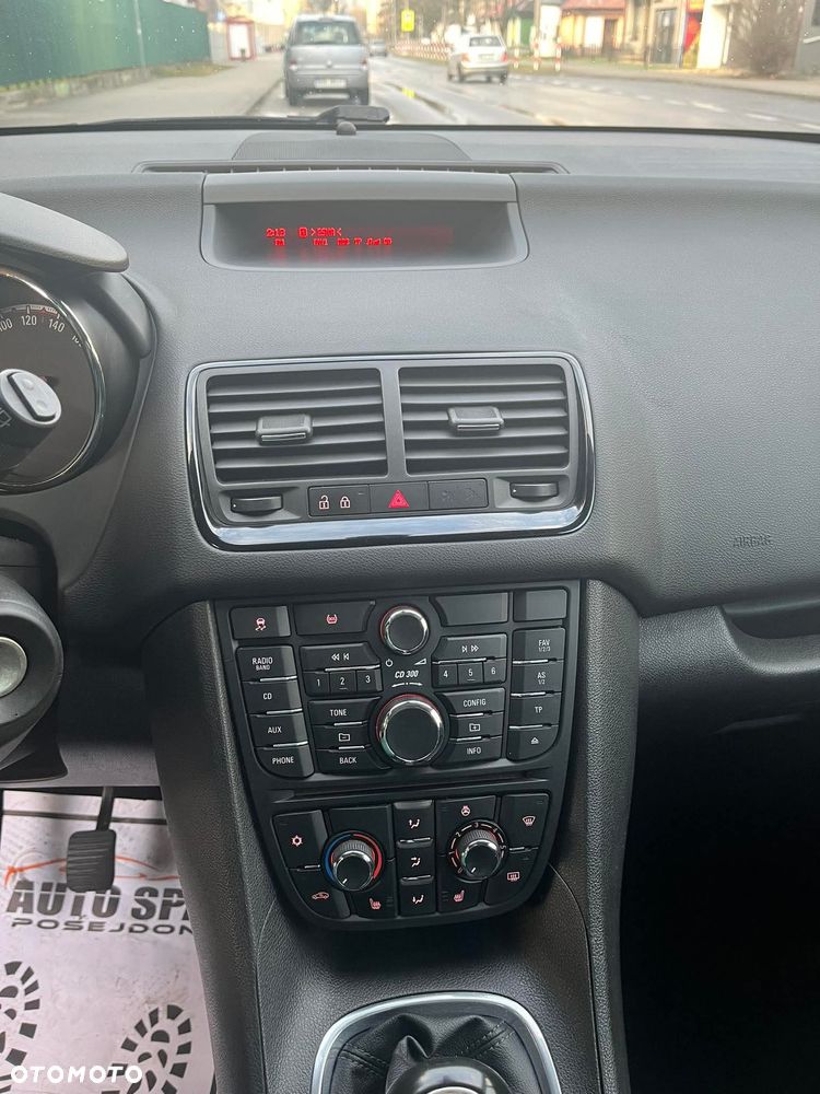 Opel Meriva 1.3 CDTI Essentia ecoFLEX - 2