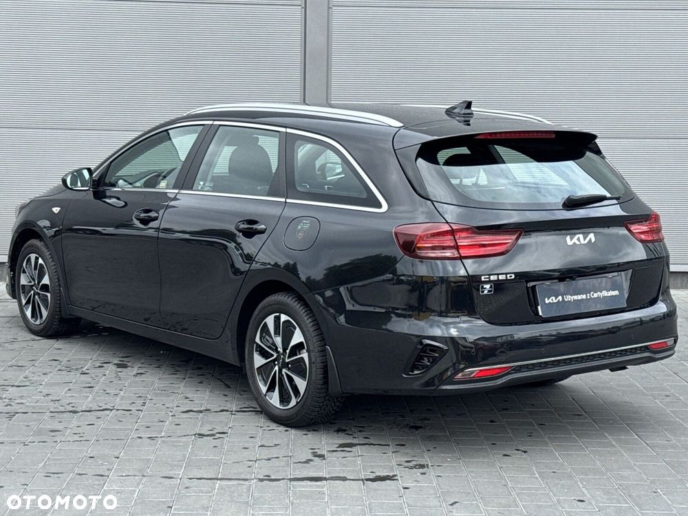 Kia Ceed 1.5 T-GDI M - 8