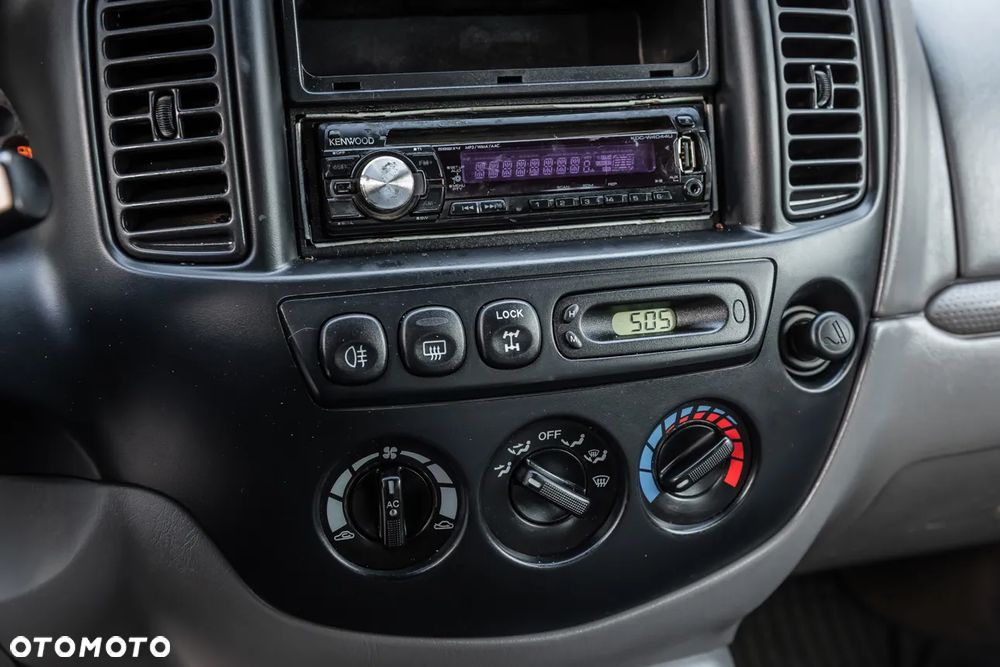 Mazda Tribute 4x4 Exclusive - 17