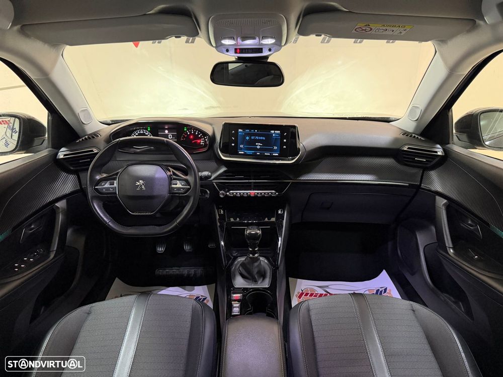 Peugeot 2008 1.2 PureTech Allure Pack - 54