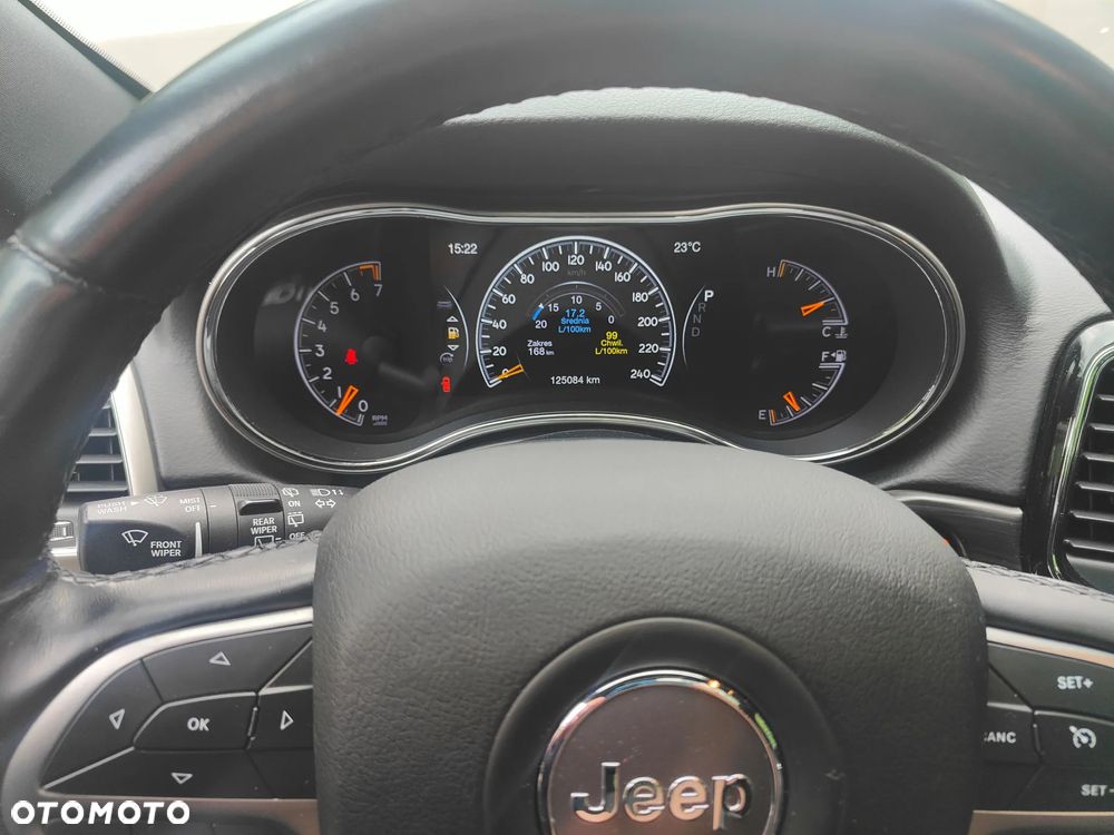 Jeep Grand Cherokee - 11