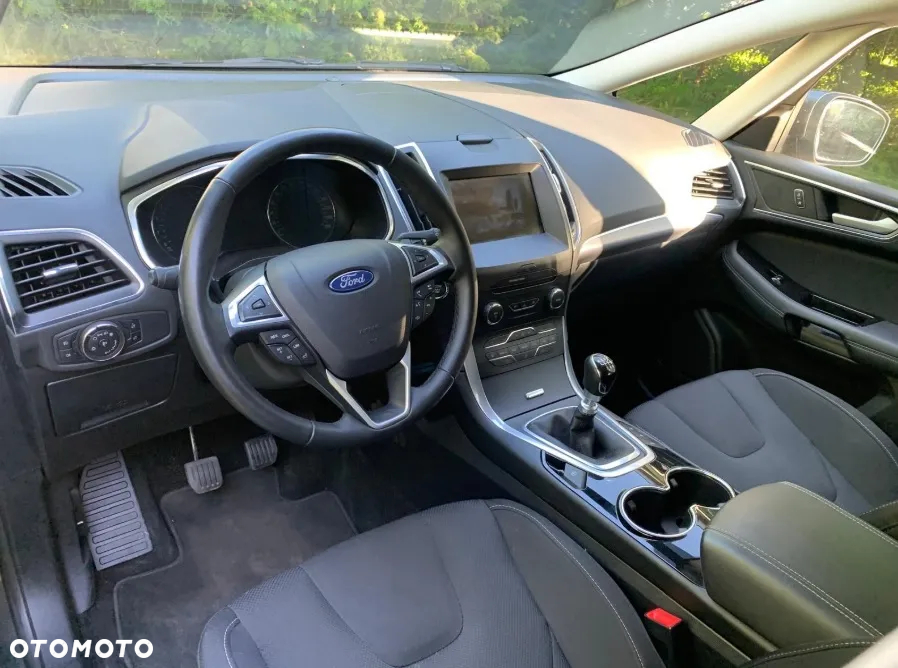 Ford S-Max - 10