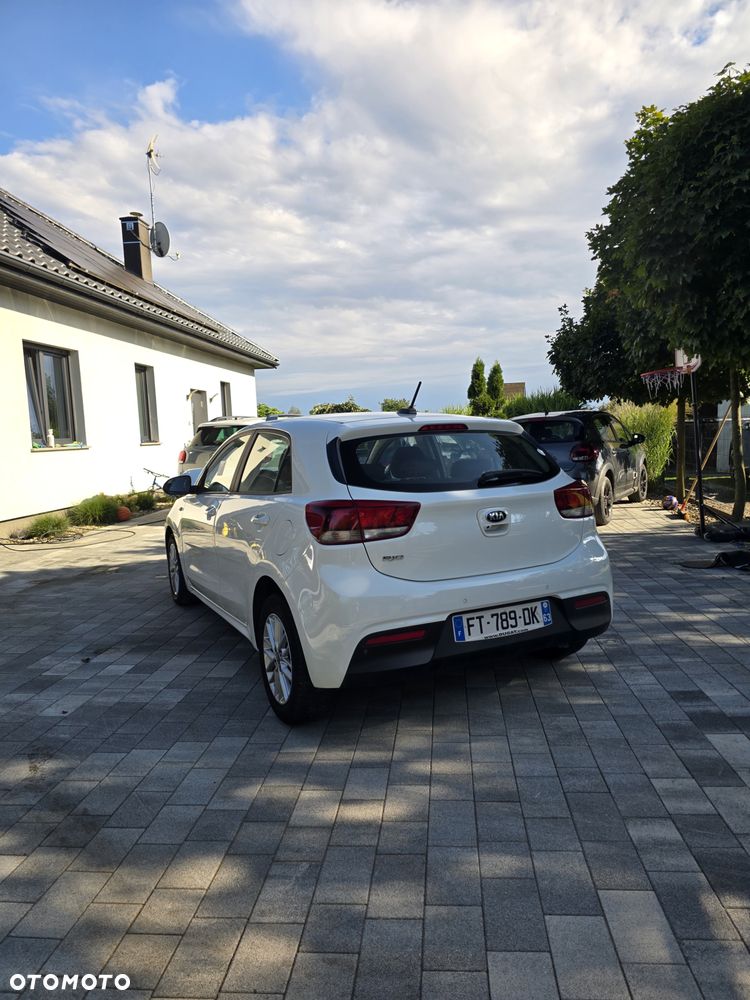 Kia Rio 1.0 T-GDI L - 5