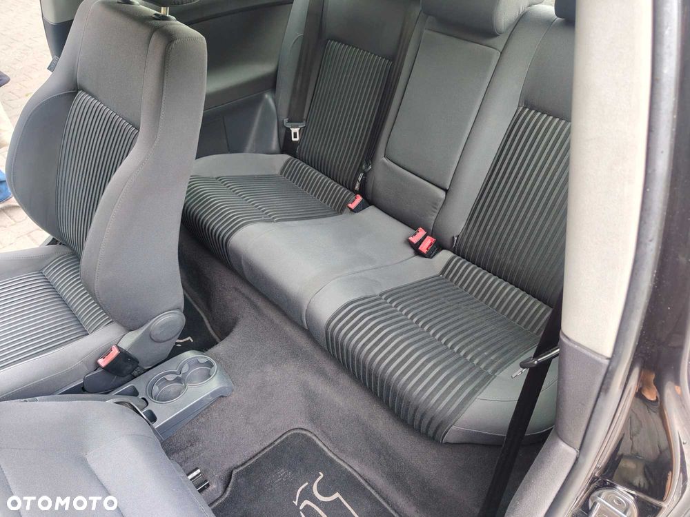 Volkswagen Polo - 8